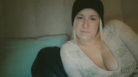 Snapshot of nchastain74 chatting on November 16, 2025, 10:43 am wetnikki6590 online show from November 16, 2025, 10:43 am