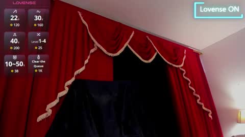 Snapshot of ncyhotxx chatting on October 28, 2025, 8:00 pm ncyhotxx online show from October 28, 2025, 8:00 pm