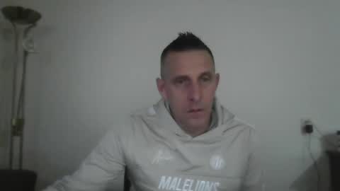 nederland77 online show from December 26, 2024, 3:42 pm