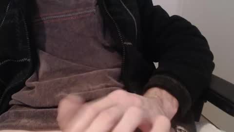 needyoujust online show from February 8, 2026, 1:09 am