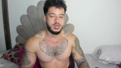 Nei turn green online show from November 27, 2025, 8:38 am