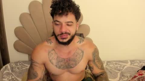 Nei turn green online show from December 19, 2025, 3:13 am