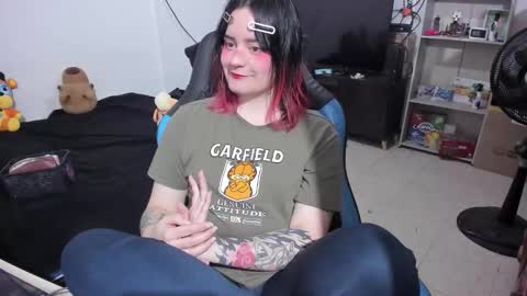 Geek Nicole    im Neeko UwU online show from February 10, 2026, 1:59 pm