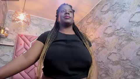 Nefer  online show from May 17, 2026, 5:31 pm
