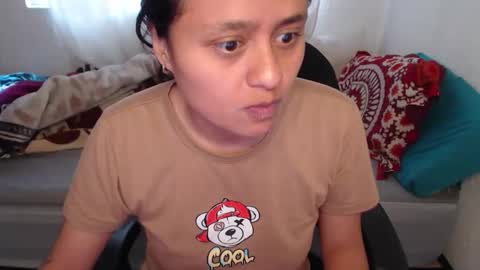 Snapshot of negrita_25 chatting on October 27, 2025, 11:03 am Zoe online show from October 27, 2025, 11:03 am