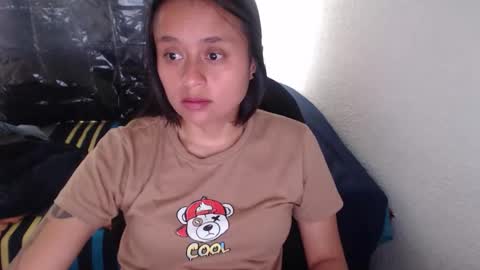 Snapshot of negrita_25 chatting on November 9, 2025, 12:58 pm Zoe online show from November 9, 2025, 12:58 pm