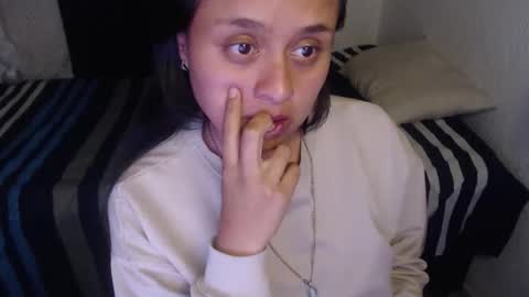 Snapshot of negrita_25 chatting on November 27, 2025, 11:18 pm Zoe online show from November 27, 2025, 11:18 pm