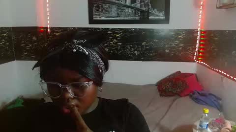  CHIKY  online show from March 21, 2026, 3:11 am