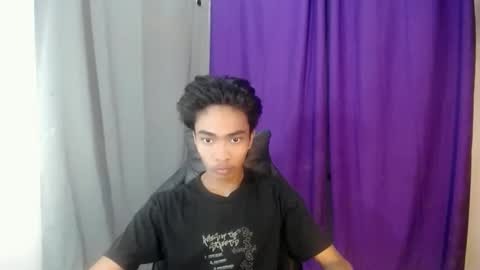 neil_asian69 online show from March 25, 2026, 10:43 am