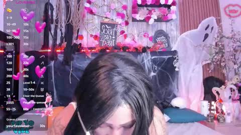 Miah online show from November 4, 2025, 12:04 pm