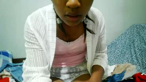 Snapshot of nelia_84 chatting on July 6, 2026, 3:47 am nelia_84 online show from July 6, 2026, 3:47 am
