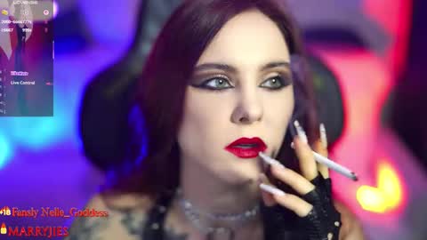    online show from November 4, 2025, 3:00 pm