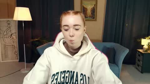 Snapshot of nelliemathers chatting on November 22, 2025, 7:57 pm Nelli online show from November 22, 2025, 7:57 pm