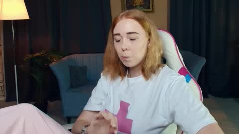 Snapshot of nelliemathers chatting on November 29, 2025, 8:01 pm Nelli online show from November 29, 2025, 8:01 pm