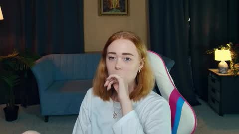 Snapshot of nelliemathers chatting on December 14, 2025, 10:03 pm Nelli online show from December 14, 2025, 10:03 pm