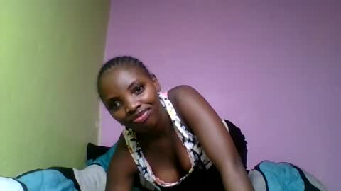 Snapshot of nelly_ebony5 chatting on July 4, 2026, 10:10 am nelly_ebony5 online show from July 4, 2026, 10:10 am