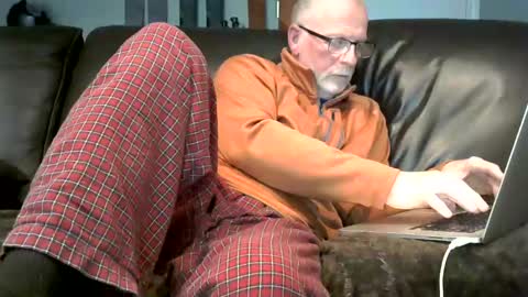 Snapshot of neman4u2c chatting on December 22, 2024, 1:34 am Jack online show from December 22, 2024, 1:34 am