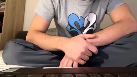 neneo21_ online show from January 9, 2025, 8:55 pm