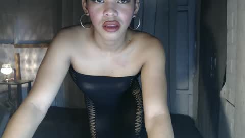 neomi online show from September 23, 2025, 6:38 am