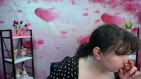 Snapshot of neonilalisova chatting on April 26, 2026, 5:16 am NeonilaLisova online show from April 26, 2026, 5:16 am