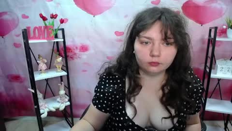 Snapshot of neonilalisova chatting on May 27, 2026, 5:04 am NeonilaLisova online show from May 27, 2026, 5:04 am