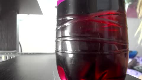 neoyipercy online show from October 28, 2025, 6:43 pm