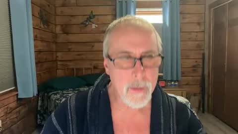 neptune2002 online show from April 2, 2026, 5:43 pm