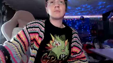 Snapshot of nerdy_squirty chatting on June 17, 2026, 6:27 am NerdySquirty online show from June 17, 2026, 6:27 am