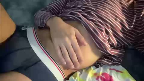 Snapshot of nerdydong chatting on October 19, 2025, 10:32 pm Xavy online show from October 19, 2025, 10:32 pm