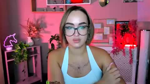 Snapshot of neria_mist chatting on July 29, 2026, 1:09 pm Neria online show from July 29, 2026, 1:09 pm