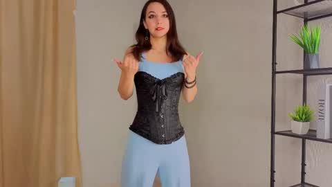 Snapshot of nerixalvire chatting on May 5, 2026, 3:20 pm Emily online show from May 5, 2026, 3:20 pm