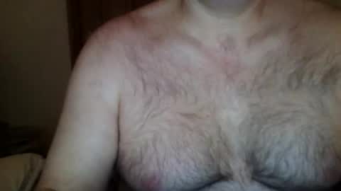 Snapshot of neroman37 chatting on February 5, 2026, 11:31 pm neroman37 online show from February 5, 2026, 11:31 pm