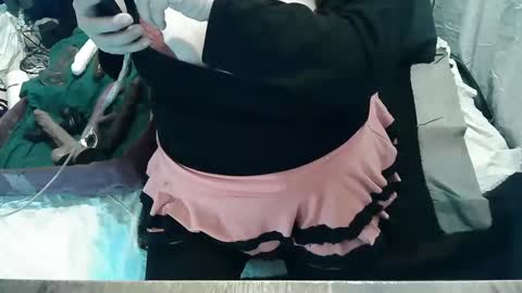 neslihan online show from February 11, 2025, 3:40 am