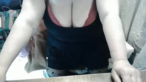 neslihan online show from February 17, 2025, 12:16 pm