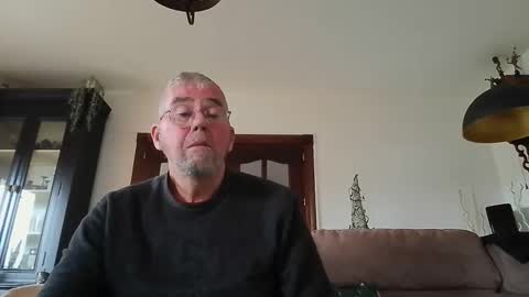 nesserdude20 online show from December 21, 2025, 12:56 pm