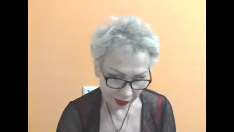 NessyJenixs online show from November 7, 2025, 3:12 pm