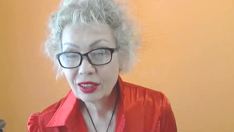 NessyJenixs online show from May 19, 2026, 7:15 am