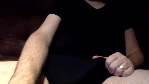 Snapshot of neu242gierig chatting on December 14, 2024, 7:29 am Neu242Gierig online show from December 14, 2024, 7:29 am