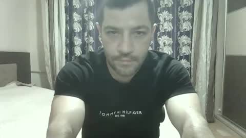 nevergetdown online show from April 26, 2026, 8:50 pm