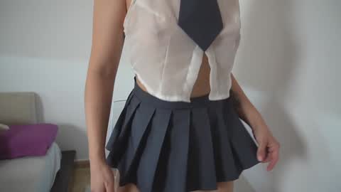 Snapshot of new_dee chatting on November 24, 2025, 7:19 am new dee online show from November 24, 2025, 7:19 am