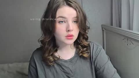 Snapshot of new_rina chatting on September 23, 2025, 8:01 pm Rina online show from September 23, 2025, 8:01 pm