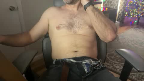 Snapshot of newguy_097 chatting on November 10, 2025, 7:13 pm newguy_097 online show from November 10, 2025, 7:13 pm