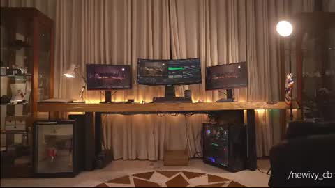 Ivy online show from July 5, 2026, 9:44 pm