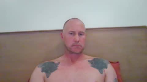 amandandhisgirl online show from March 25, 2026, 1:44 am