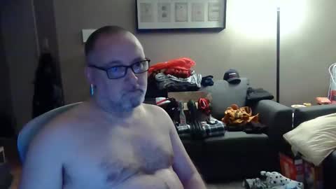 Snapshot of newvvorld chatting on May 18, 2026, 2:40 am NewWorld online show from May 18, 2026, 2:40 am