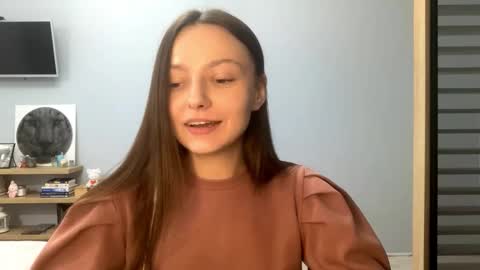 Agne online show from November 24, 2025, 2:39 pm