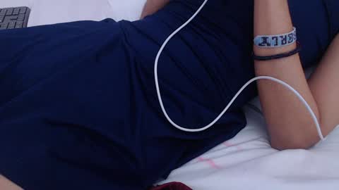 nextdoor_fantasy online show from December 27, 2024, 10:01 am