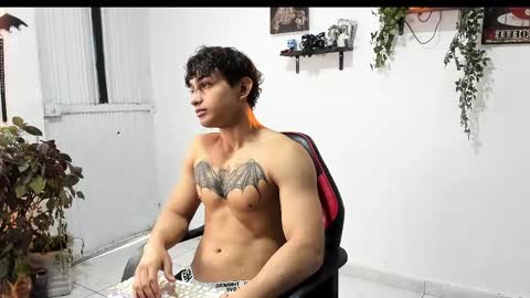 Snapshot of ney_quiroz chatting on May 2, 2026, 8:03 pm ney hotman online show from May 2, 2026, 8:03 pm
