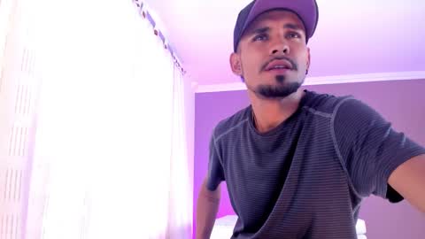 NEYDER  online show from February 18, 2026, 12:34 pm