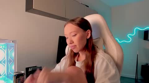 Mina online show from March 27, 2026, 8:26 am